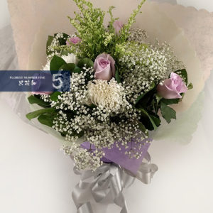 Mixed Bouquet with Purple Roses 紫色玫瑰混搭花束