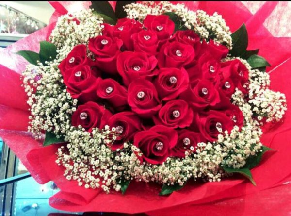33 stems Classic Red Roses Bouquet - 33朵三生三世紅玫瑰花束